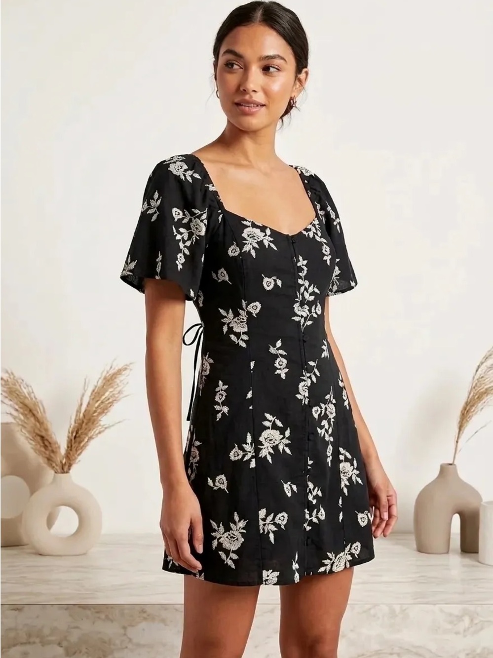 abercrombie fitch Embroidery dress Fluted Sleeve Side Zip -TieBack Babydoll Sz S